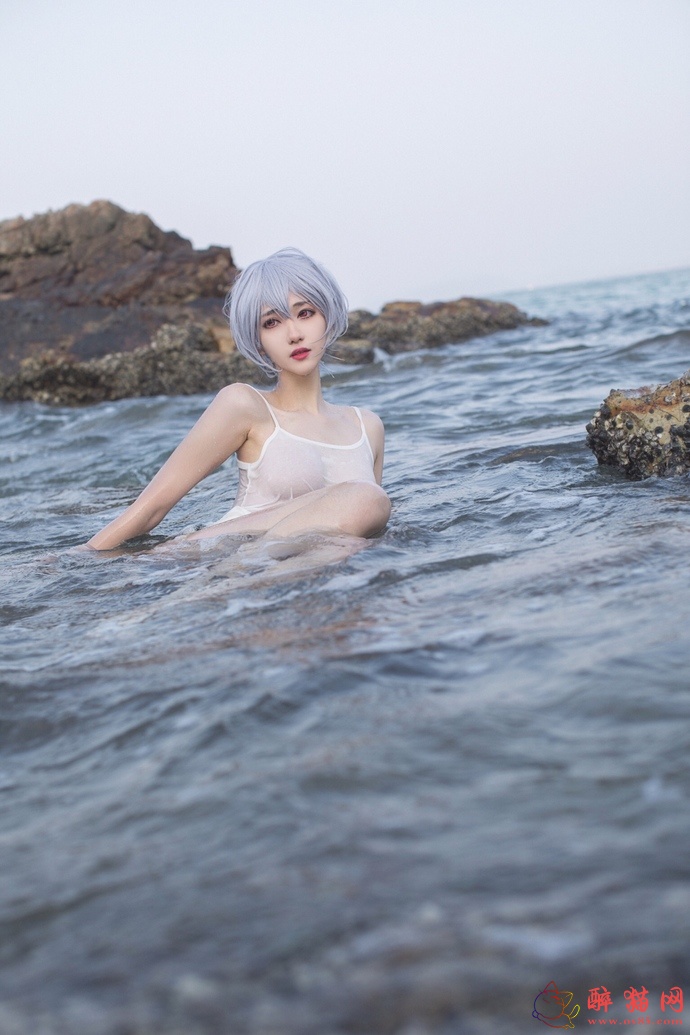 南桃Momoko-海边湿身白衣裙-6 南桃Momoko-海边湿身白衣裙