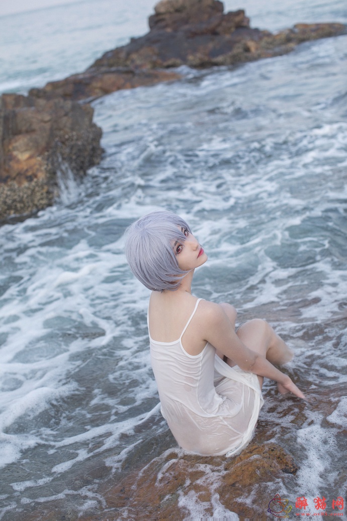 南桃Momoko-海边湿身白衣裙-1 南桃Momoko-海边湿身白衣裙