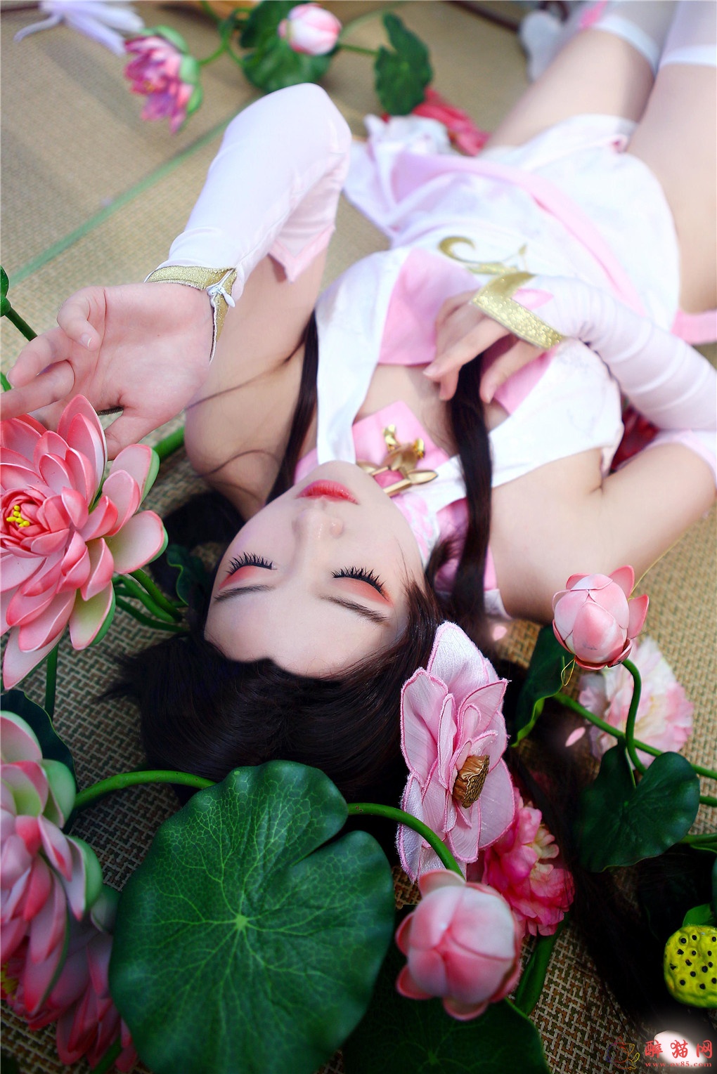 夏柠柠-王者荣耀cosplay貂蝉旗袍白色丝袜-5