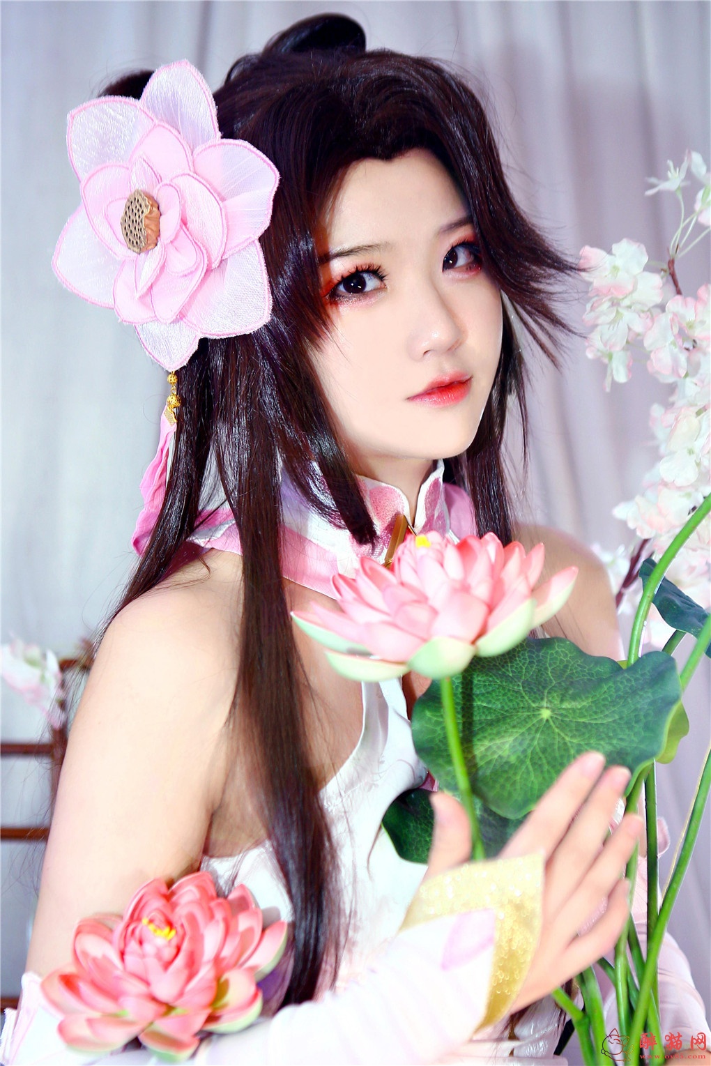 夏柠柠-王者荣耀cosplay貂蝉旗袍白色丝袜-3