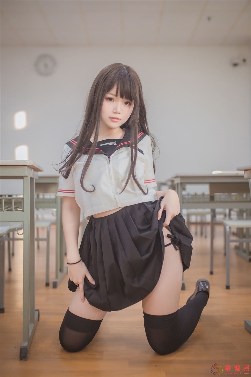 yoko_宅夏性感短裙黑丝JK教室写真-醉猫网 - 专注于美图分享-www.ov85.com